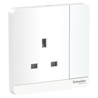 Schneider Electric AvatarOn 1 Gang Switched Socket (8.6 x 8.6 x 3.17 cm)