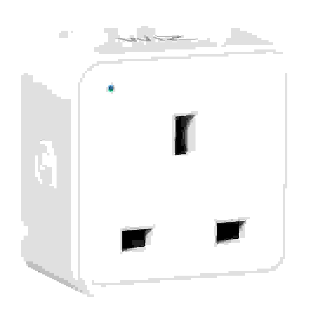 WiZ Type-G Smart Plug (240 V)