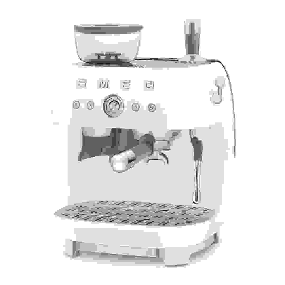 SMEG Retro 50s Style Espresso Coffee Machine W/Pump, EGF03WHUK (White, 1650 W, 2.4 L)